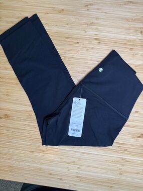 CRZ Yoga Black Workout Capri Leggings